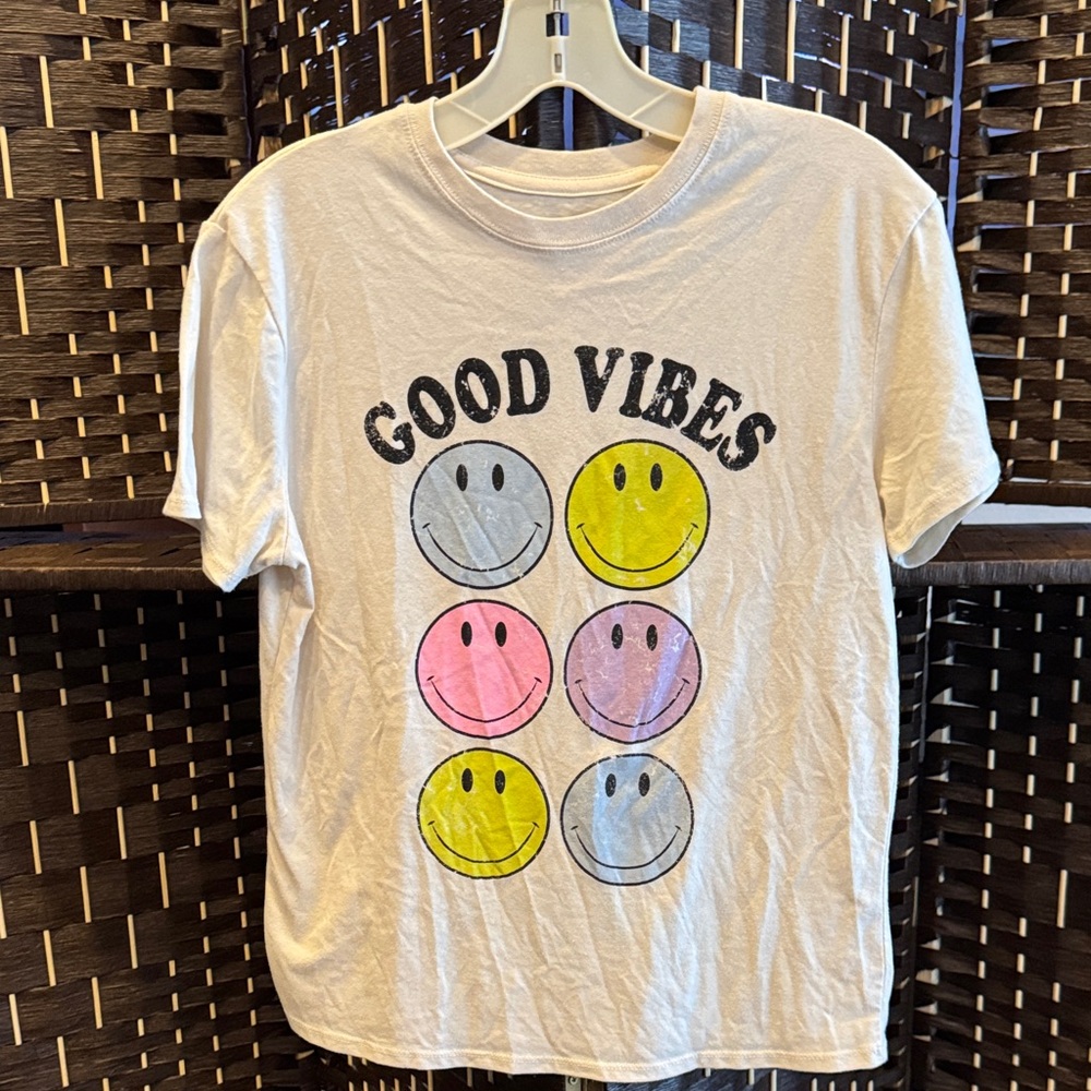 art class Good Vibes Graphic Tee Size L 10/12